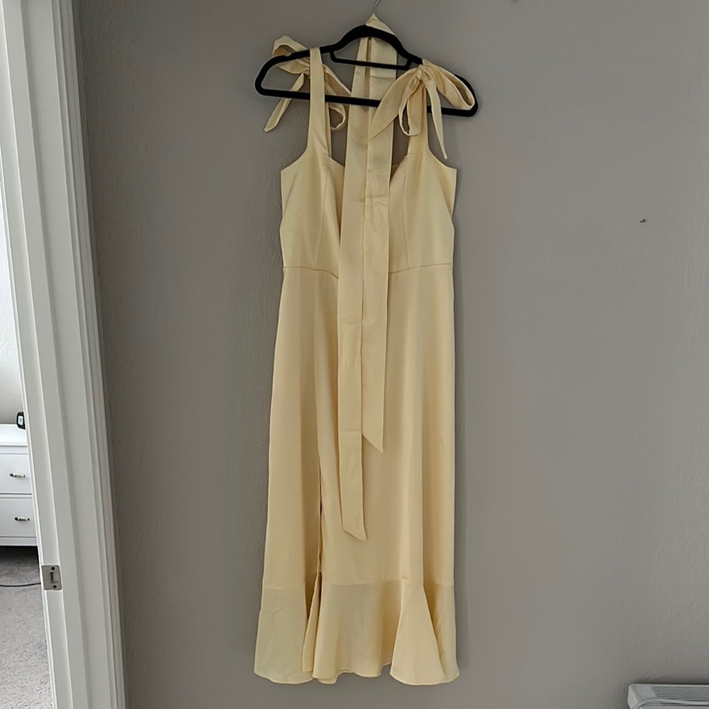 Show Me Your MuMu Elegant Butter Yellow Sleeveless Dress